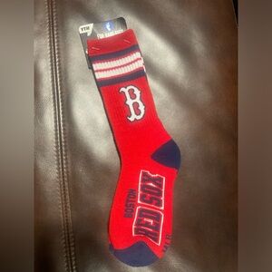 Boston Redsox Themed Youth Socks Size 13, 1-3 NWT kids baseball sports fan